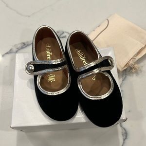 Toddler girls velvet black and gold Velcro closure Mary Jane